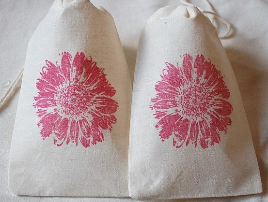 10 Red Gerbera Daisy Organic Muslin Cotton Drawstring Favor Gift Bags 4x6 Il_570xn