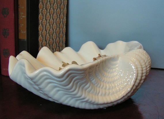 Large Vintage Clam Shell Bowl Dish in white by hurstdesigns
