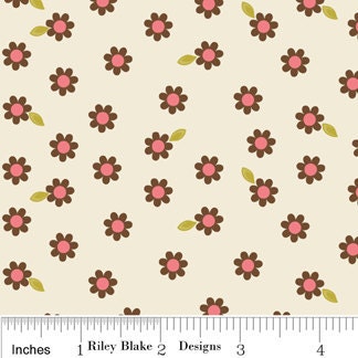 Pink and Brown Daisy Fabric Flannel, Indian Summer By Zoe Pearn for Riley Blake, Daisy Print in Cream Flannel, 1 Yard