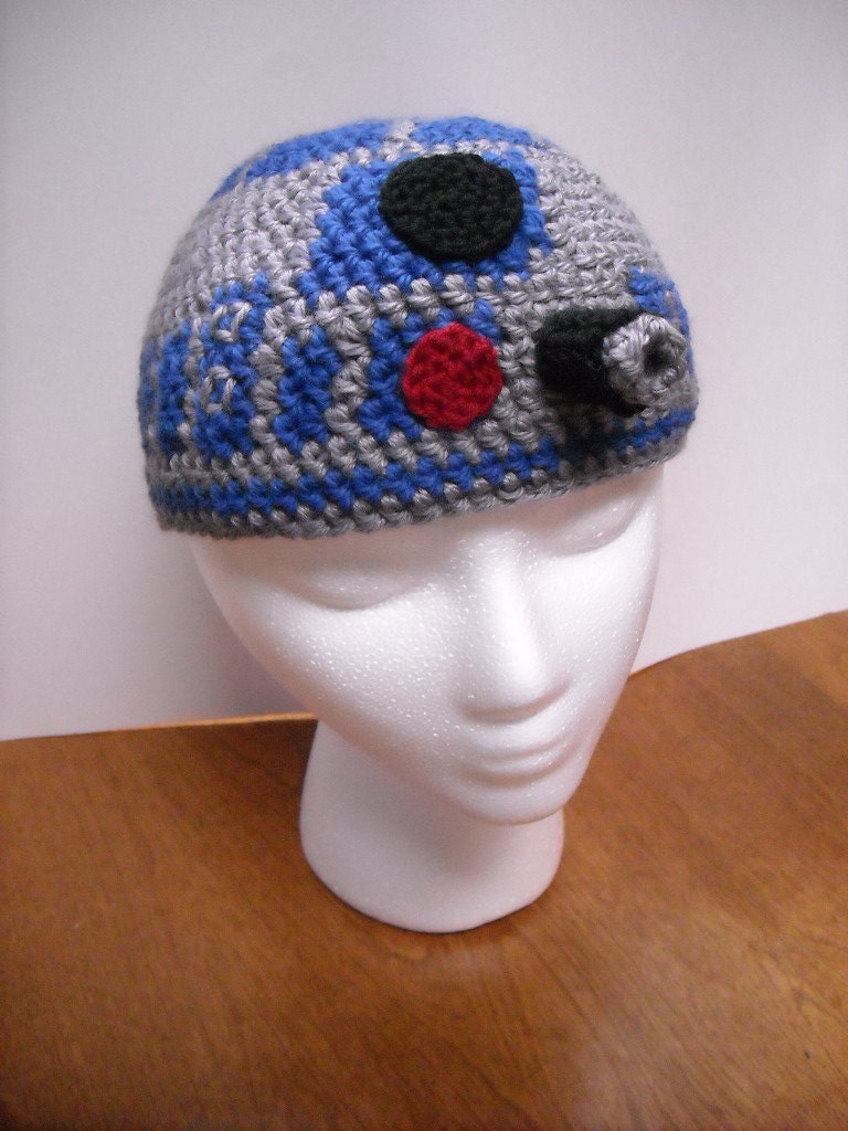 Adult R2D2 Crochet Beanie