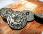 Flower Metal Buttons - Set 10 Thin Carved Copper Floret Silver Gray Buttons,Gardens Feeling. 0.79 inch.