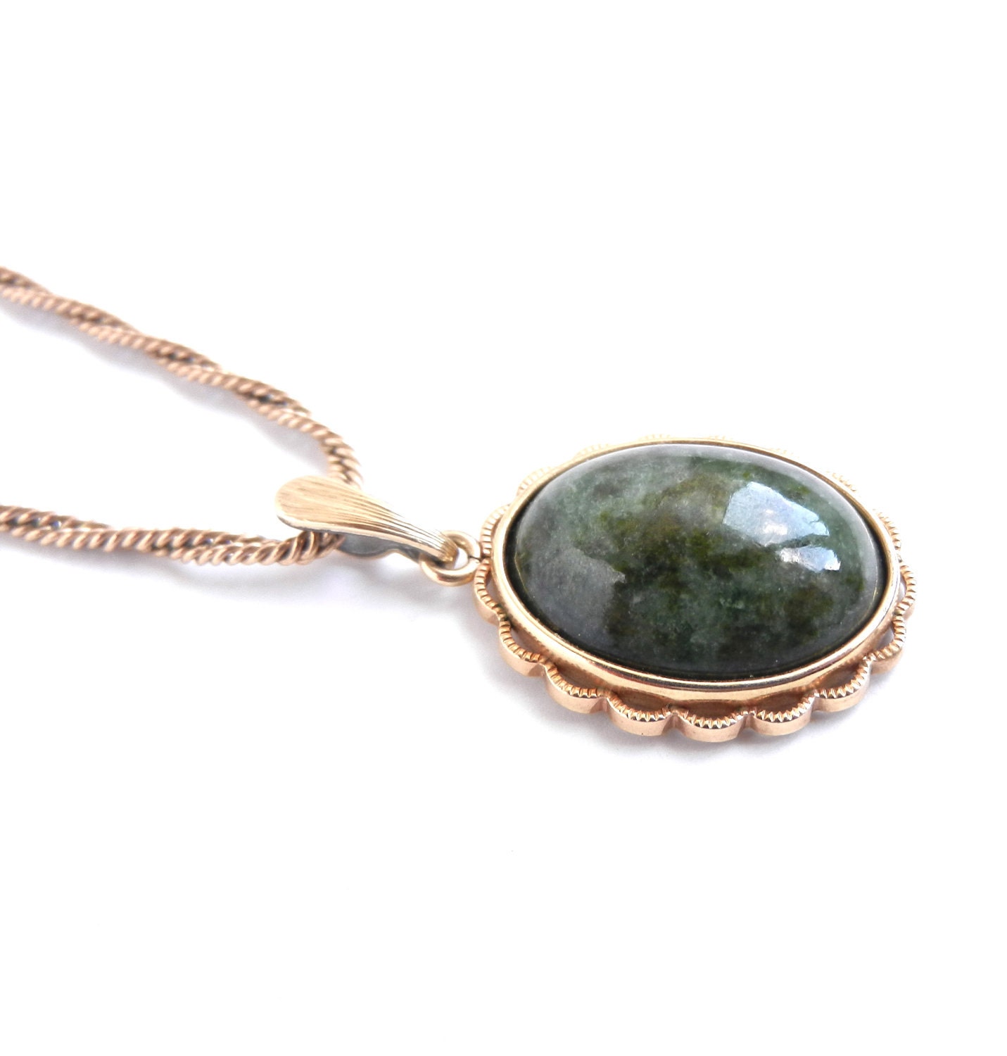 Vintage Green Marbled Cabochon Necklace - Vintage 1970s Costume Jewelry / Forest Green