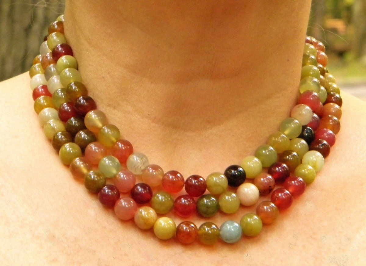 autumnal jade necklace in juicy wine-country colors