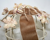 Vintage Hat Taupe Velvet Bow Flowers and Net....G.....