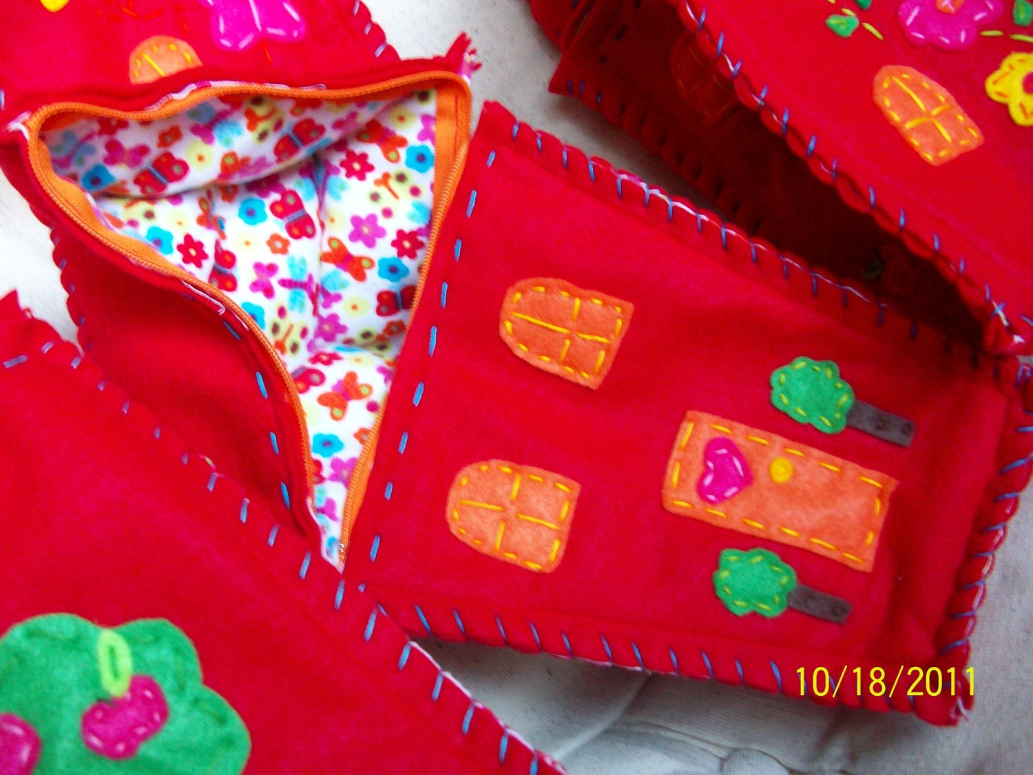 eco friendly Felt Fairytale House Purse by Claudia Fill