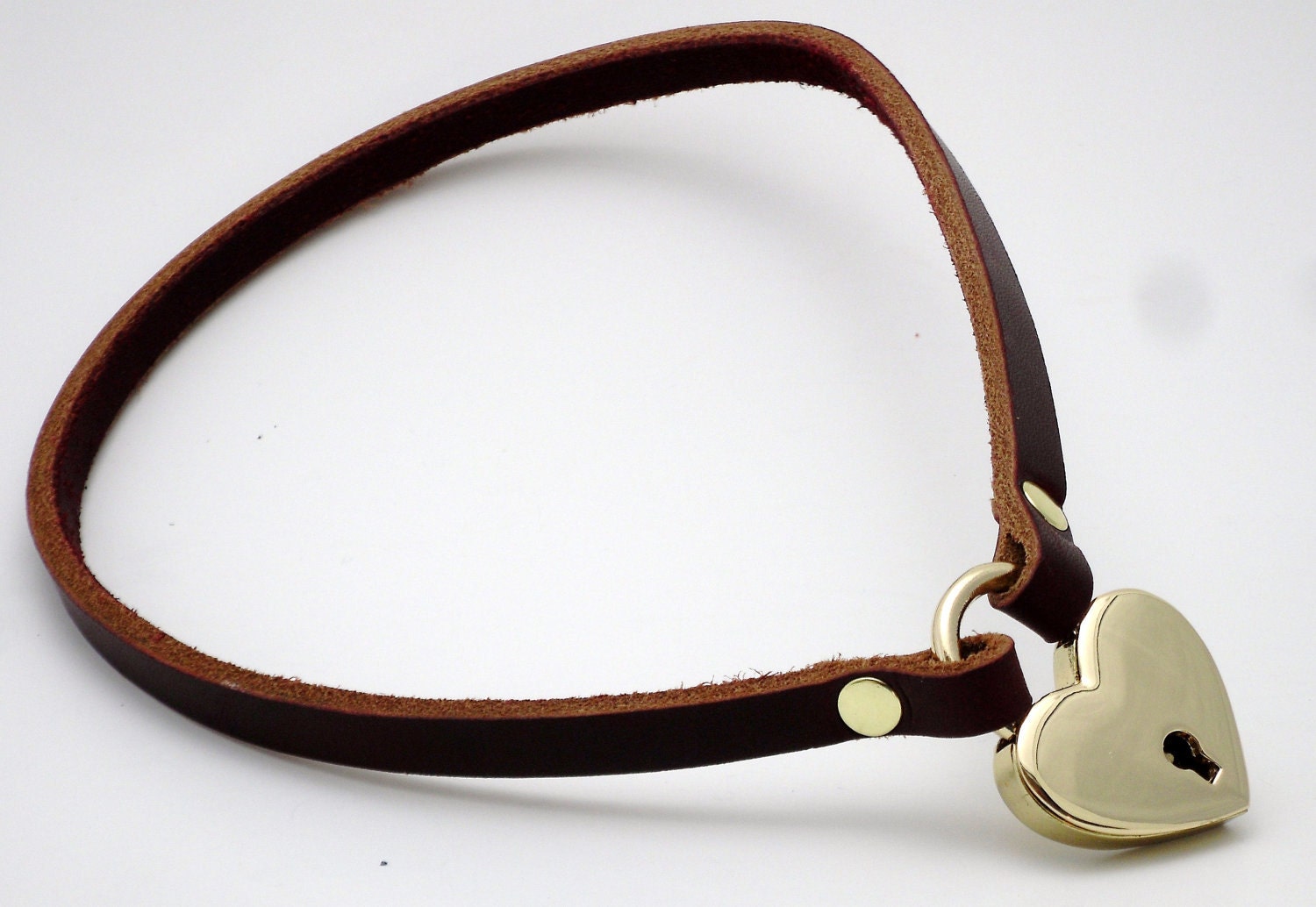 Simple Submissive Collar with Locking Heart - Free US Shipping