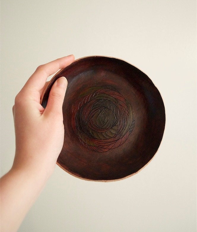 Handmade Tooled Leather Bowl - Medium Mahogany Abstract Design