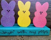 Easter Decor -- Hangin' with my Peeps