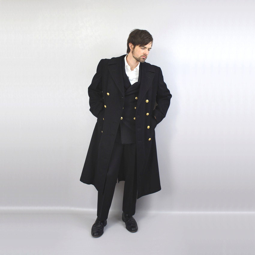 vintage 1940s officers coat / wool bridge coat peacoat / navy captains coat / nautical man