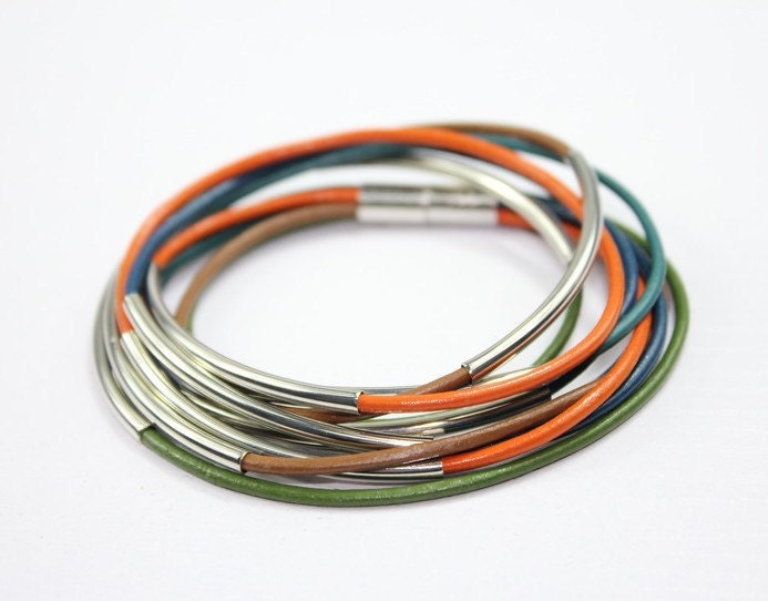 Colorful leather bangle bracelet with silver tubes Z483