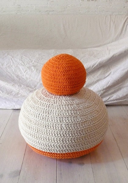 Pouf Crochet  small - ecru and orange