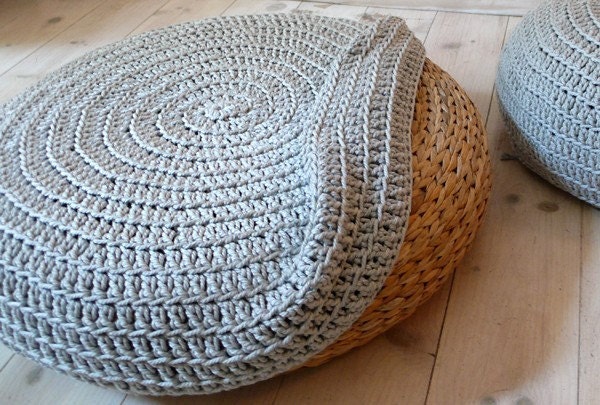 Crochet stool cover