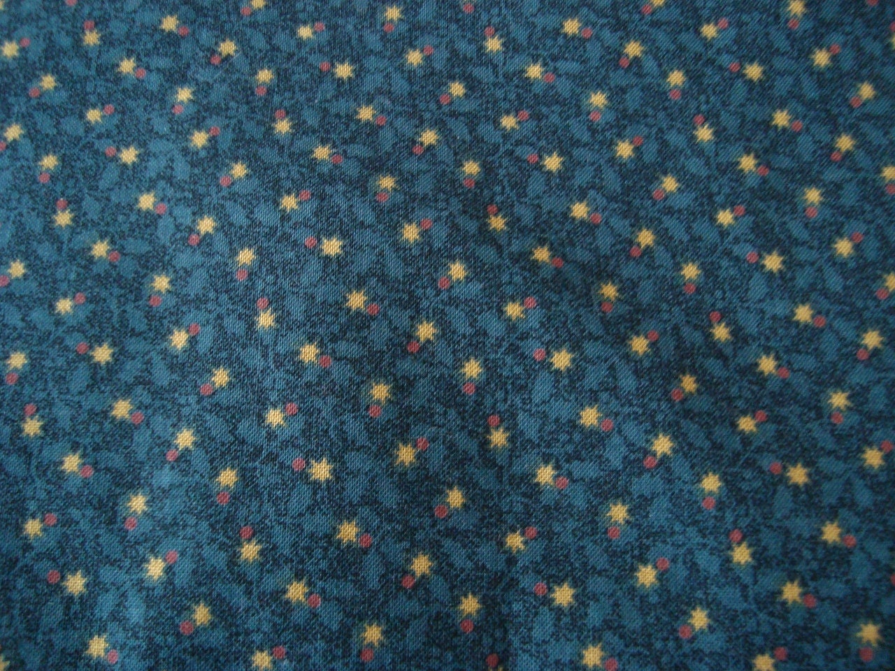 Cotton Fabric by Thimbleberries..1 Yard..Holiday Homecoming