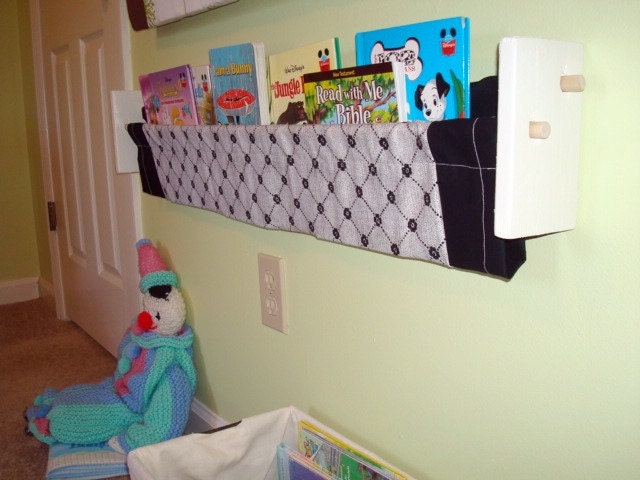 Book Magazine Storage Sling - black and white - Check out my shop for more options
