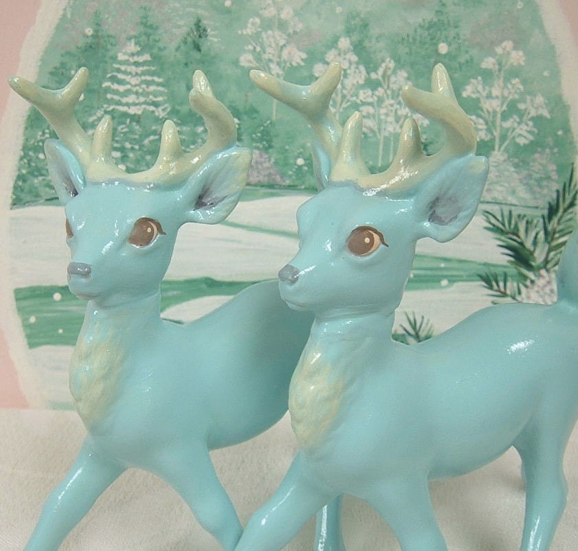 Charming Vintage Aqua Woodland Reindeer Deer Figurines Figures