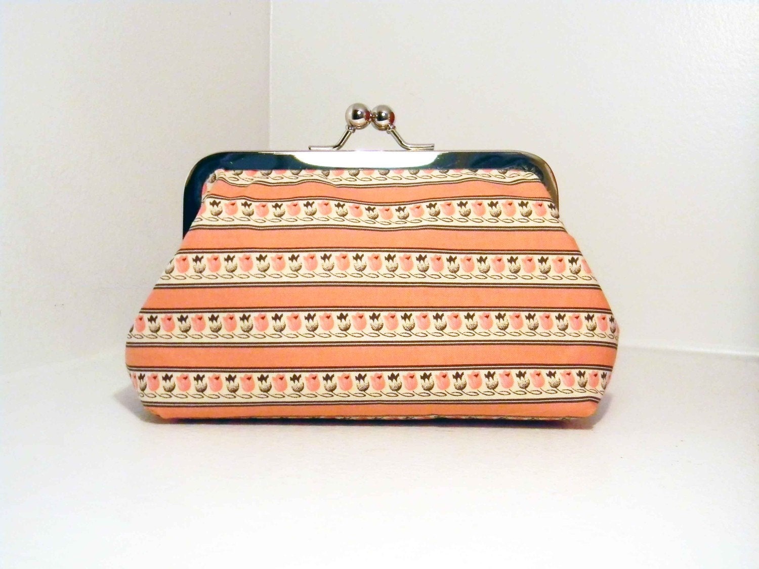 FREE SHIPPING Clutch Purse Kiss Lock Framed StripesTulip Tandem Pink Brown