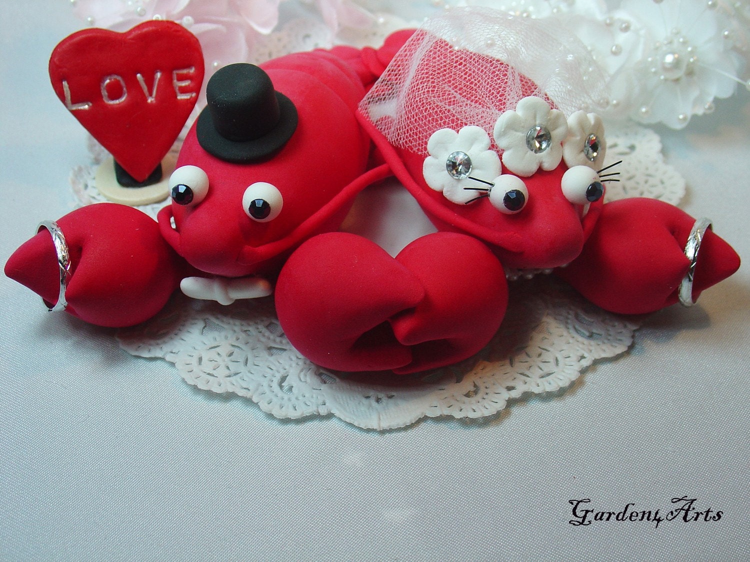 Red Lobster Love Wedding Cake Topper with Rings -HAND HOLD HAND with Ocean or Sand base-for Summer Beach Wedding