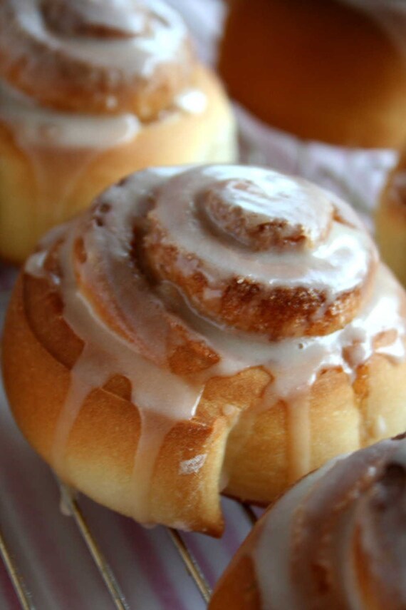 Cinnamon Buns Fragrance Oil 1 oz. by fragranceoil on Etsy