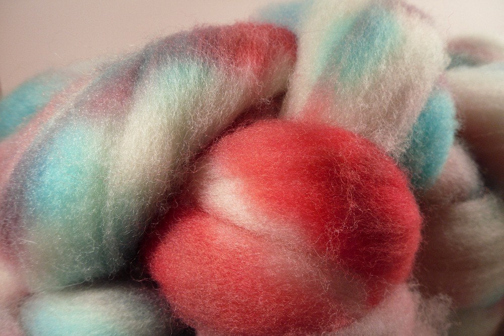 superwash spinning fiber-Blues and Pinks