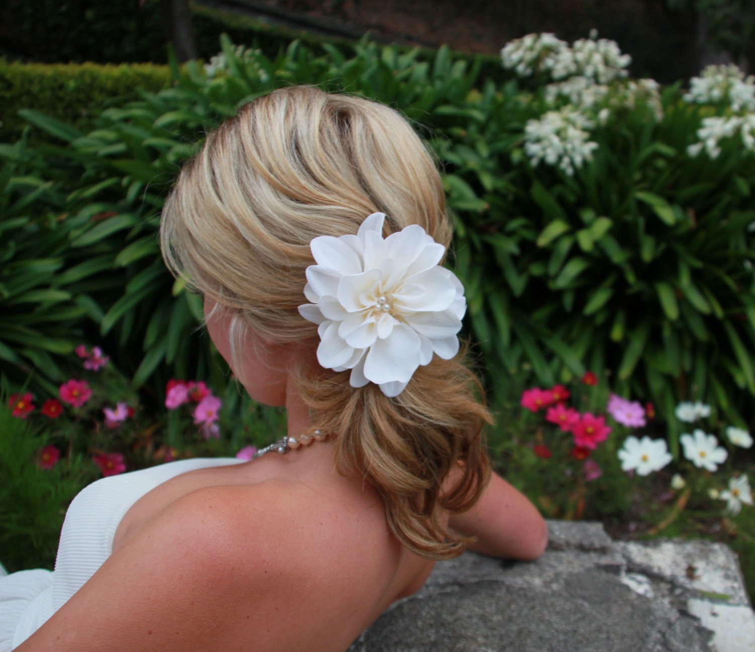 Bridal Flower, Dahlia, Wedding Flower, Ivory, Silk, Fascinator, Pearls, Rhinestones