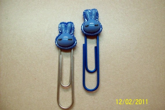 PAPERCLIPS - 2 Giant Translucent Paperclips - Resin Blue Bunny Beads