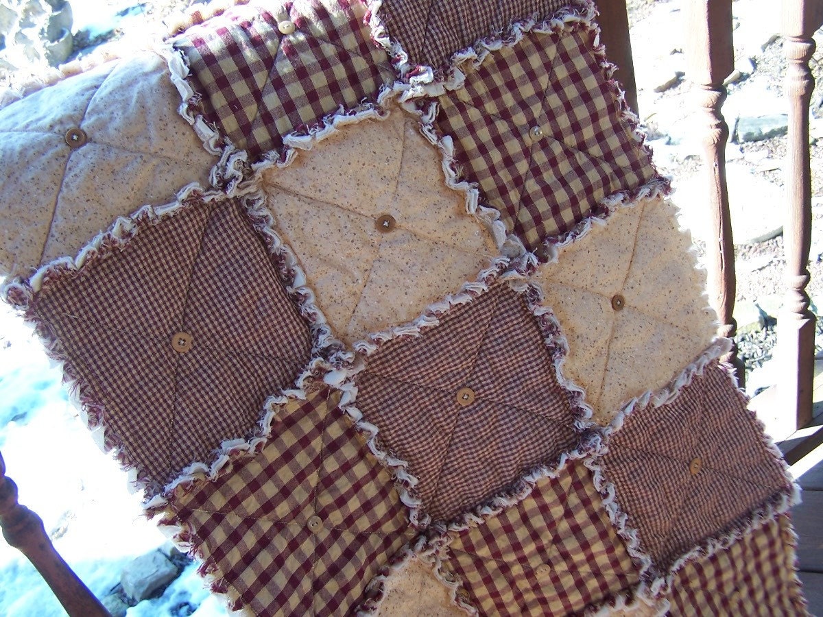 Homespun Table Runner, Red Country Primitive Rag Quilt Style, Button Adorned - Handmade in NJ -