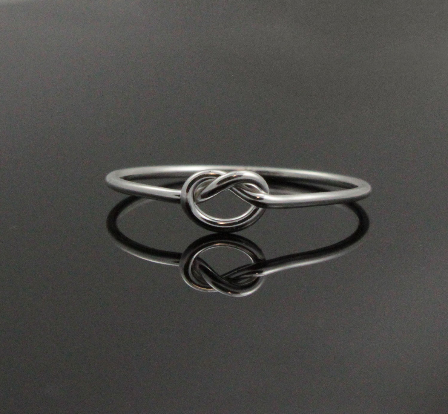 Love knot ring. Sterling Silver knot ring. Dainty infinity ring. Forget me not knot