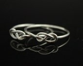 Infinity knot ring SET of two. Best friends jewelry, Sisters rings, Argentium Sterling Silver knot ring. Promise ring. Figure 8
