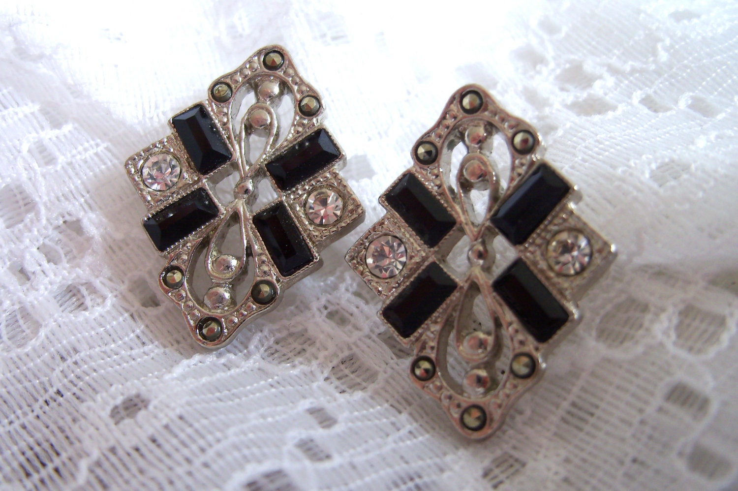 1928 Jewelry Art Deco Gatsby Style Pierced Earrings NOS