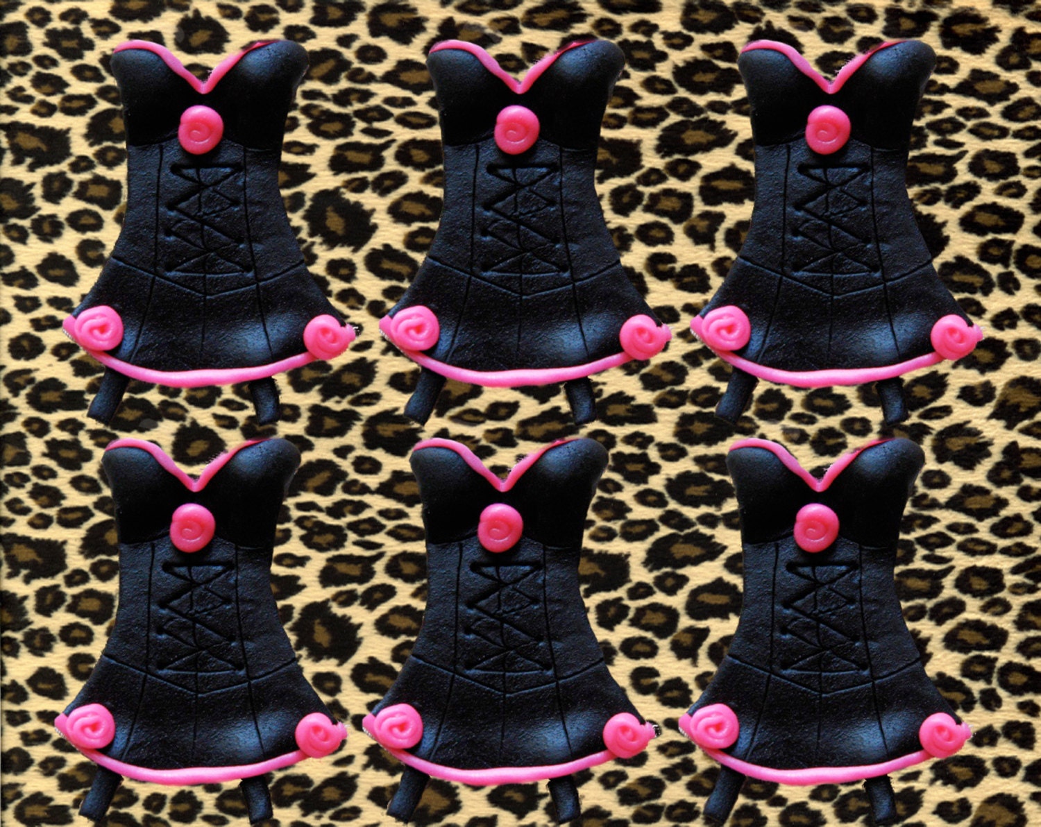 12 fondant full corsets (EDIBLE)