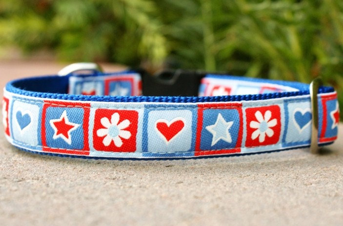 Sale Dog Collar Adjustable Quick Release Hearts and Flowers Blue