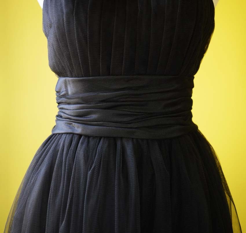 Retro Black strapless bridesmaids dress wedding dress tulle tutu bandeau romantic 50s Cocktail Prom Custom Made to Your Size