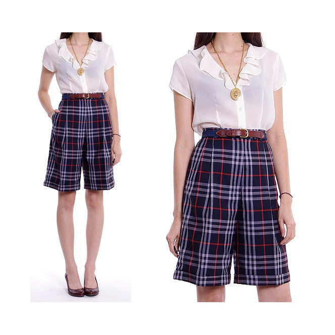 Vintage Burberry Shorts Plaid Bermuda Trousers - S / M