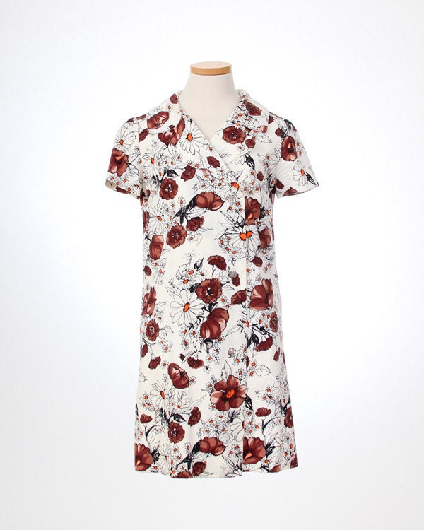 Floral Wrap-Style dress - size medium / large
