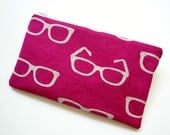 Mod Glasses Spectacles Zippered Pouch - Magenta