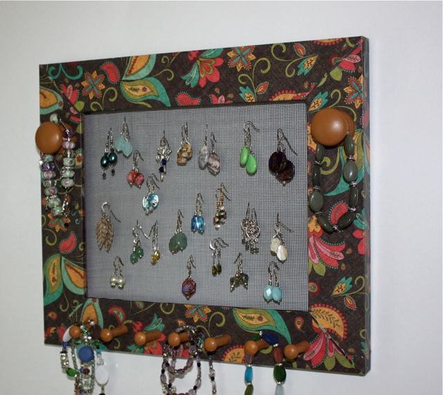 Paisley Paper Jewelry Frame Holder to Organizer Earrings.