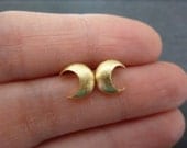 gold stud earrings mini crescent moon-silver mini moon studs-gold moon stud earrings-gold stud earrings-simple silver stud earrings