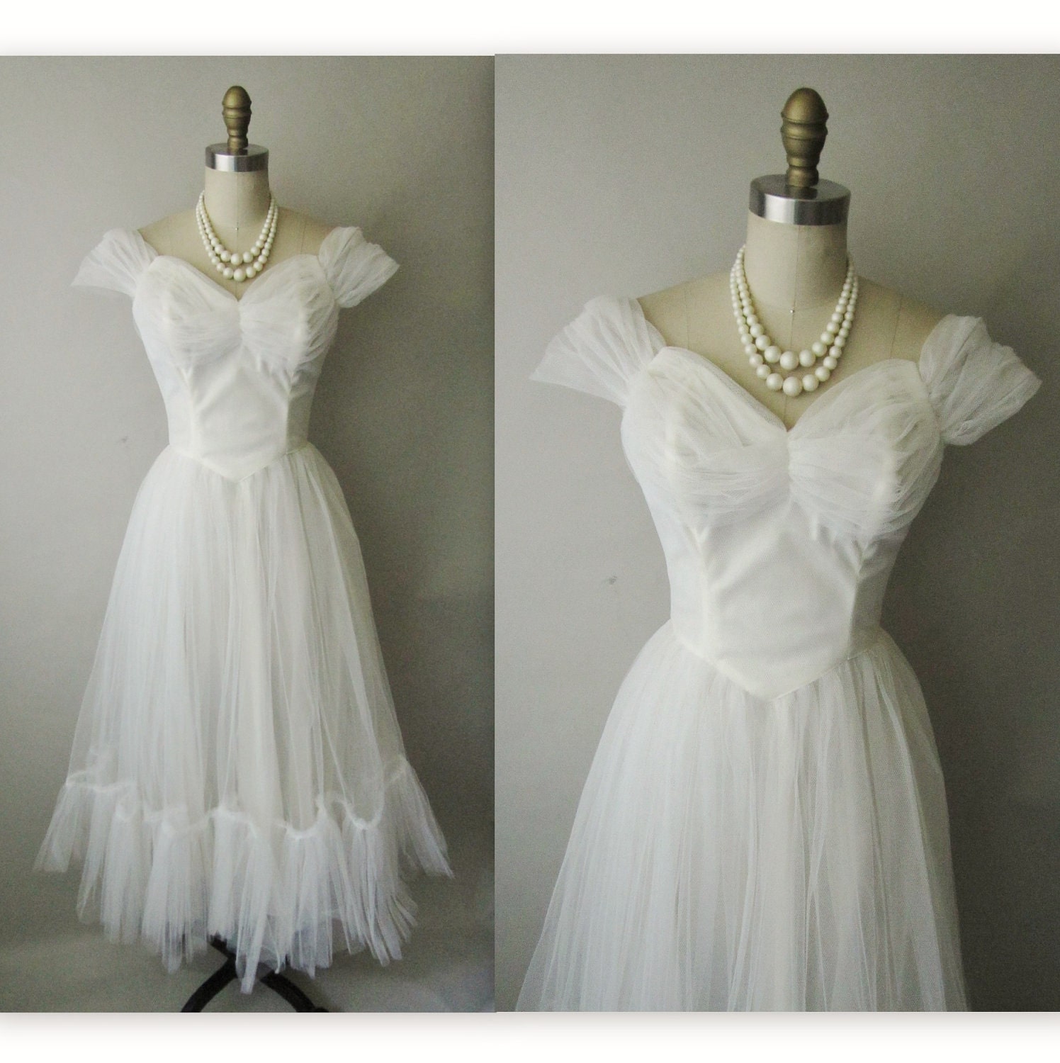 50's Wedding Dress // Vintage 1950's White Tulle Lace Strapless Wedding Dress Gown XS
