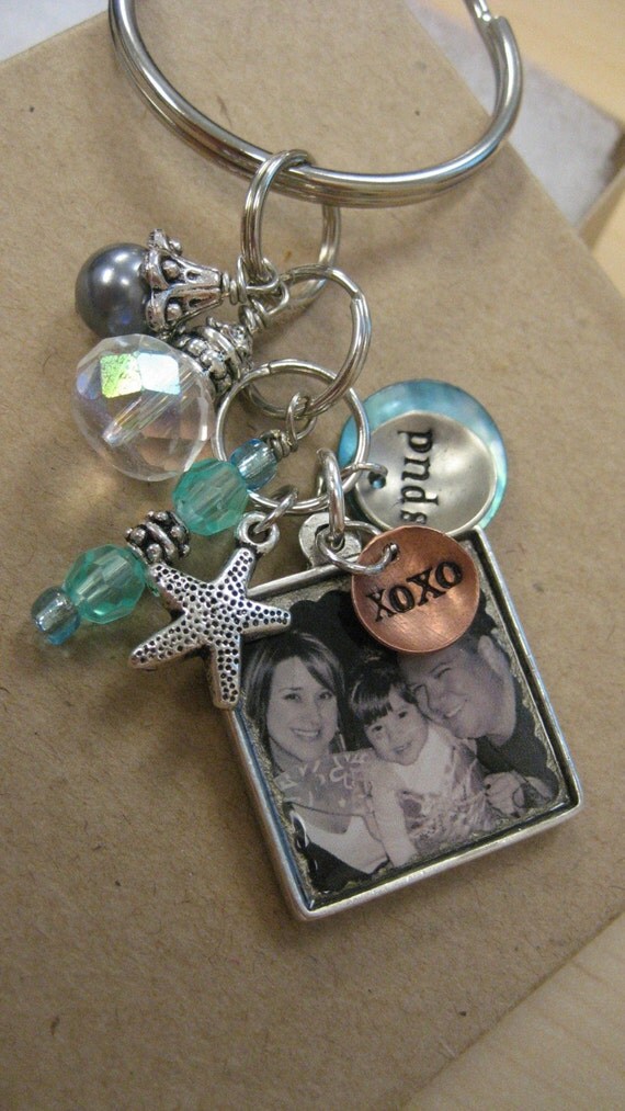 keepsake double sided photo keychain by bellabordeaux on etsy keepsake double sided photo keychain by bellabordeaux on etsy