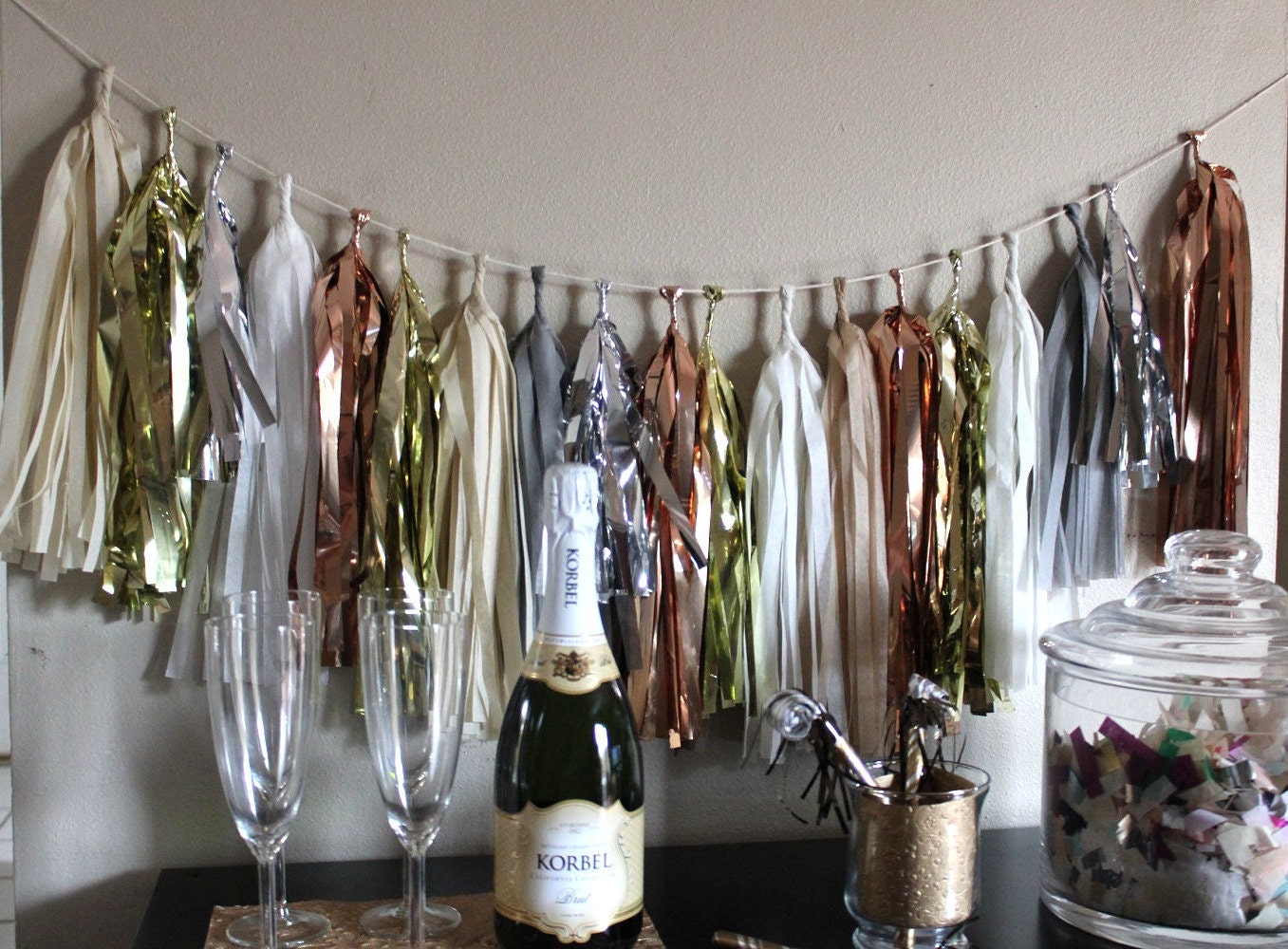 Tassel Garland-18 tassels- Glitter
