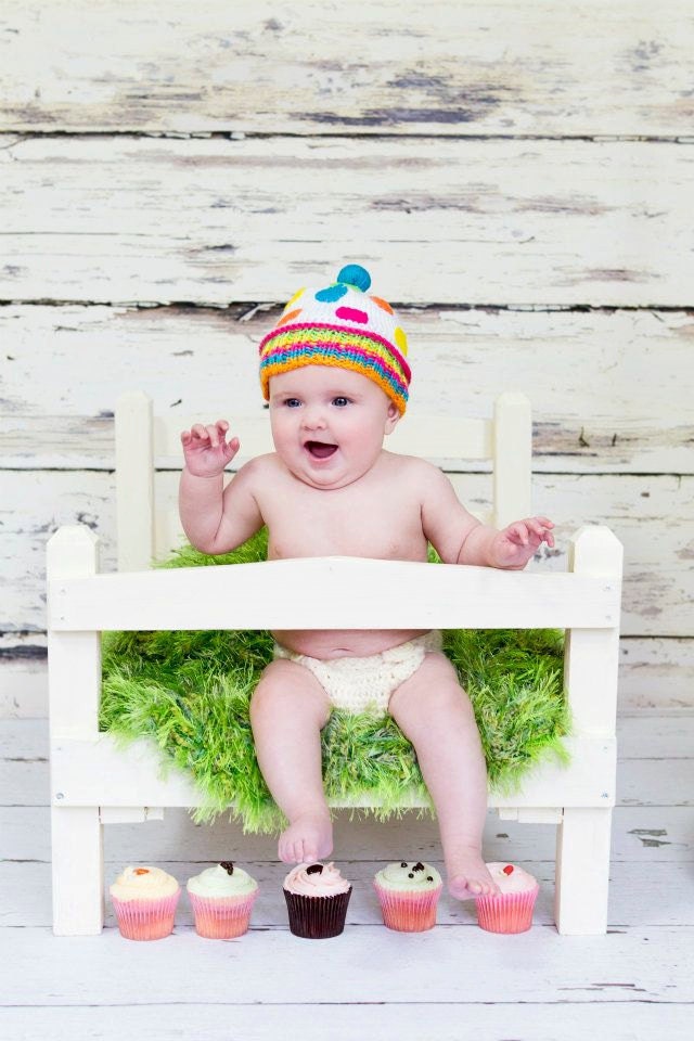 Baby Photo Prop  - Apple Green Newborn Photography BLANKET. 2x2 THICK Fur Texture. Hand Knit 'Mint' PuffPelt Rug
