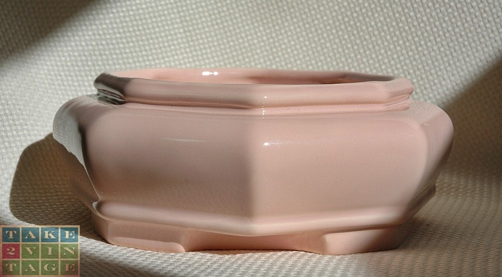 SALE 20% OFF Vintage Octagonal Ceramic Planter in Pale Pink