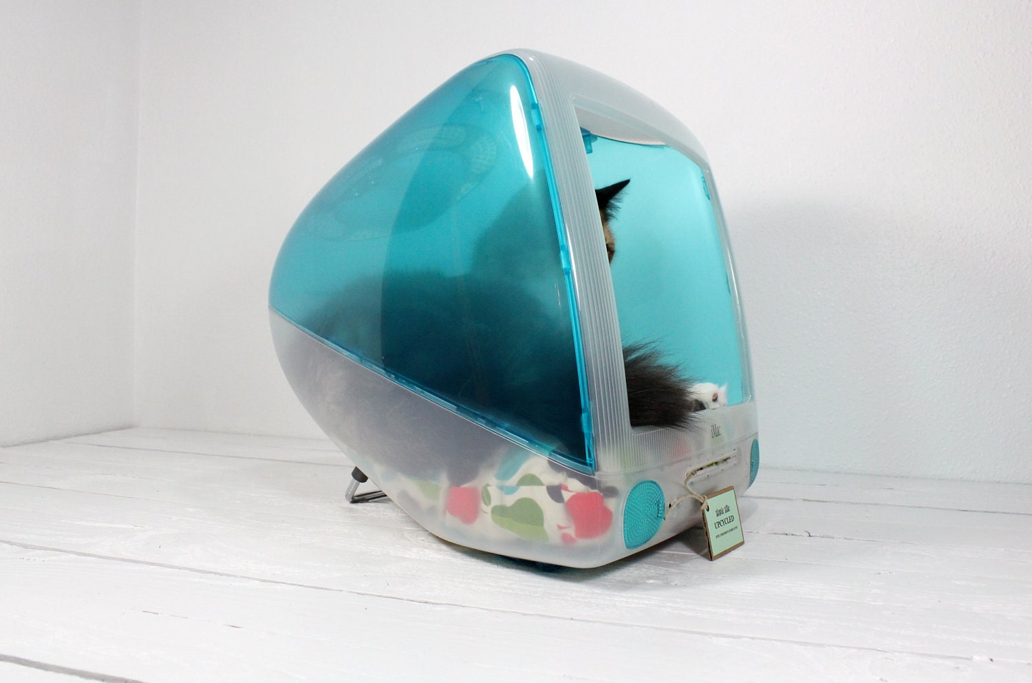 Upcycled Apple Computer Pet Bed