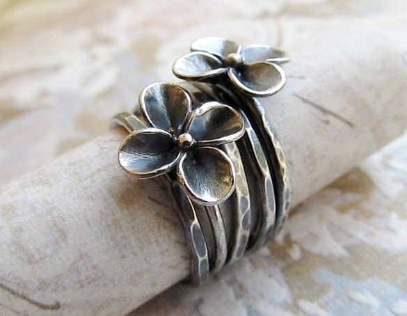 Sterling Silver Ring, Metalwork stackable Flower Ring in antique gray, Artisan Jewelry, Set of 5
