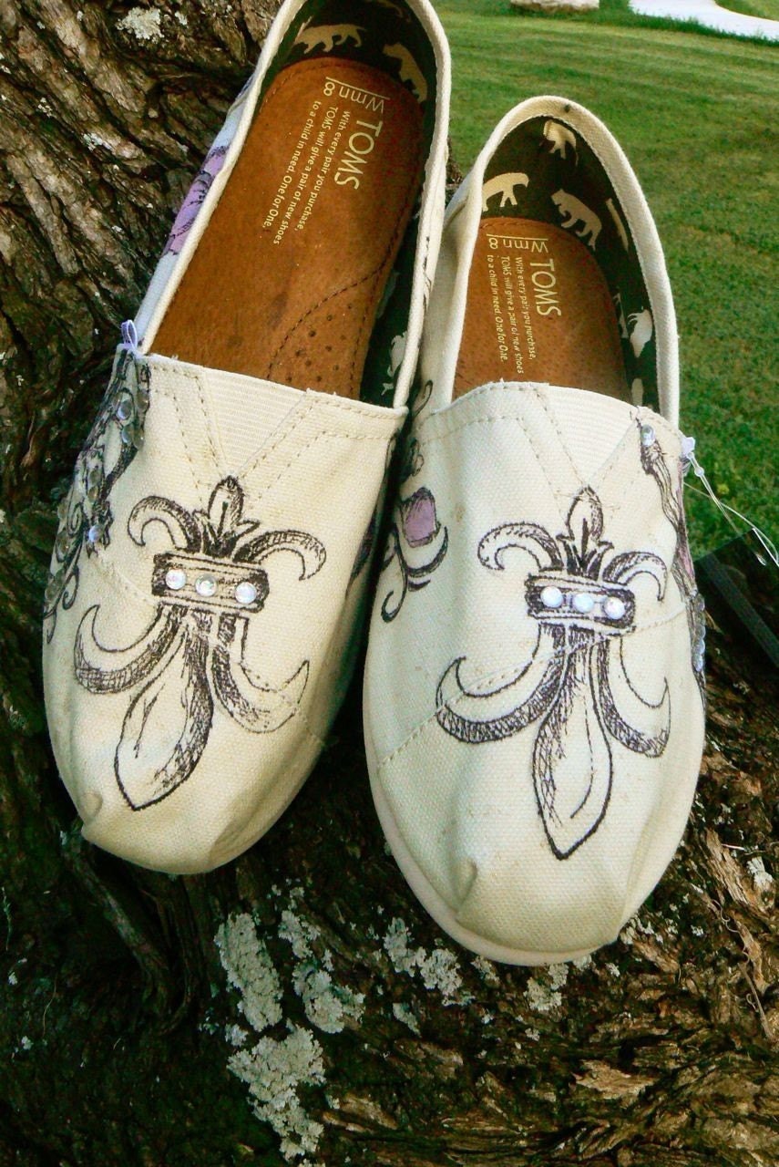 Custom Black and white, hand-designed TOMS shoes, womens french theme