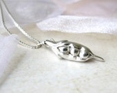 Three Peas In A Pod Necklace,Sentimental Peas in a  Pod Necklace, Pea Pod Pendant