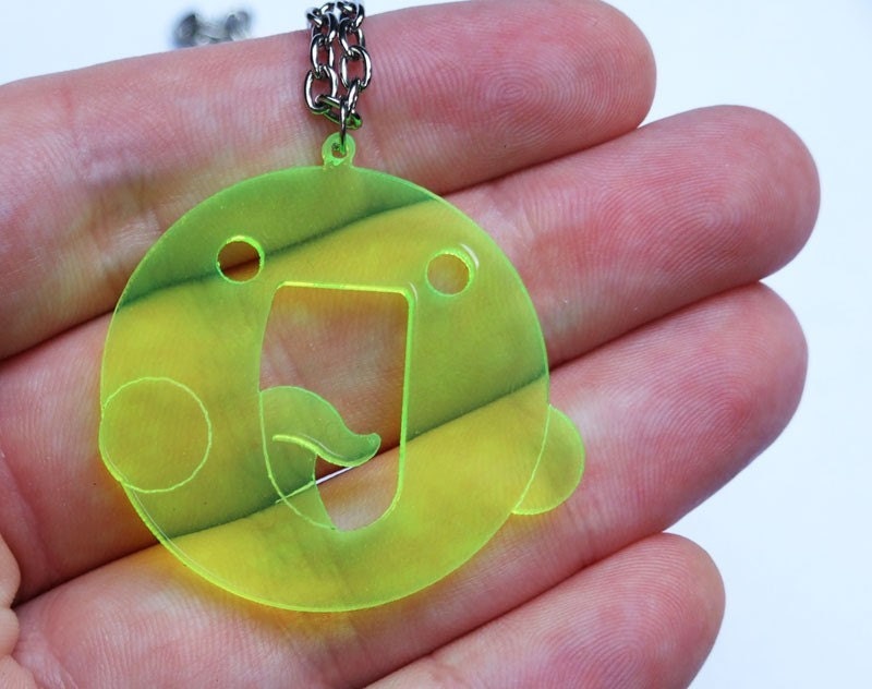 La Necklace Acrylic - Deviantart icon