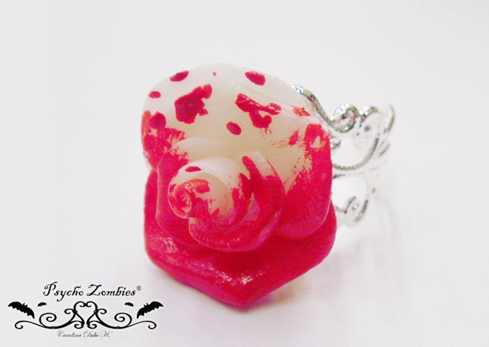 Alice in Wonderland Painted white to red Rose adjustable ring silver