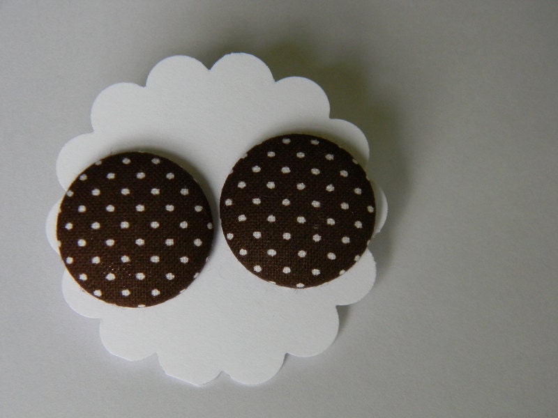 Covered button post earring brown with white pin dots