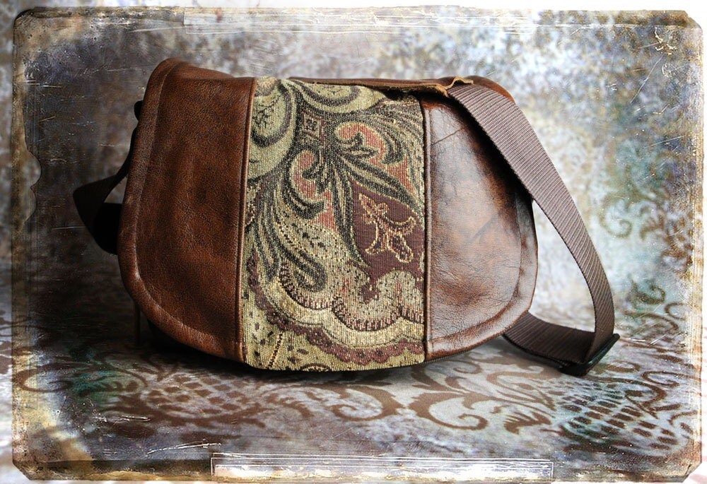Pre-Order - Tapestry and Leather DSLR Camera Bag - Medium